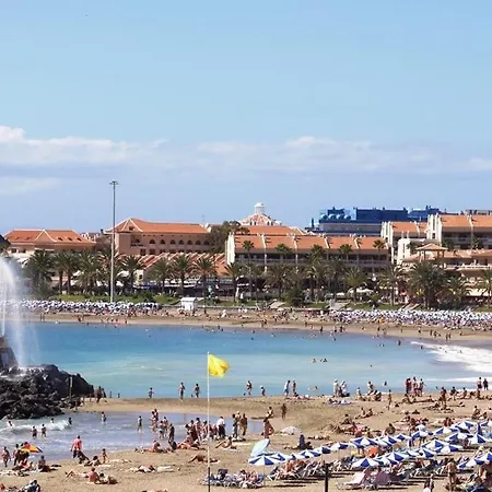 La Perla, Los Cristianos